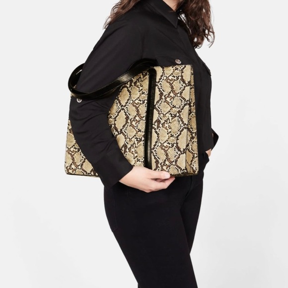 VIOLETA MANGO SNAKE-EFFECT SHOULDER BAG - BROWN (NEW WITH TAGS) - Picture 5 of 7